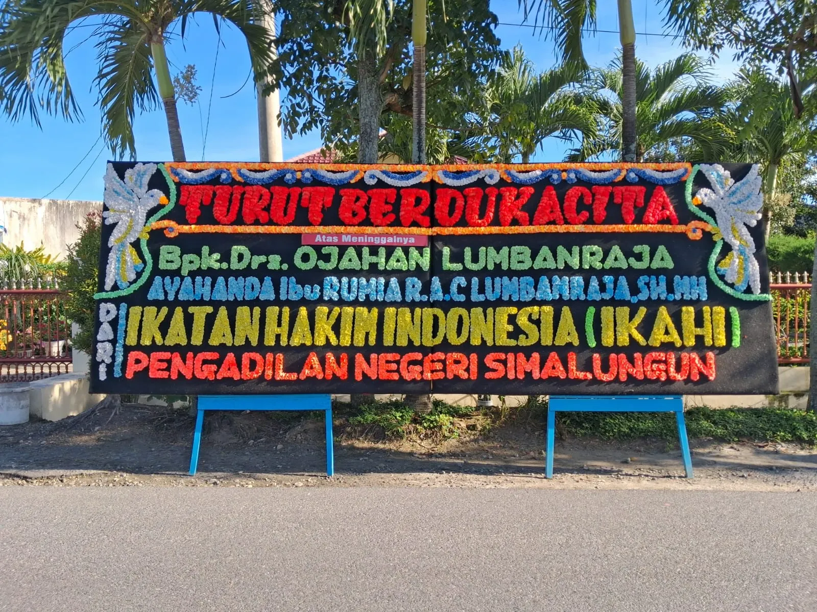 Papan Bunga Duka Cita